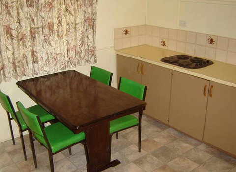 Berringer Lake Holiday Cottages - Hervey Bay Accommodation 1
