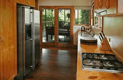Mavis's Kitchen And Cabins - Hervey Bay Accommodation 3