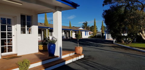 Colonial Motel - Hervey Bay Accommodation 0