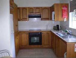 Halls Country Cottages - Hervey Bay Accommodation 2