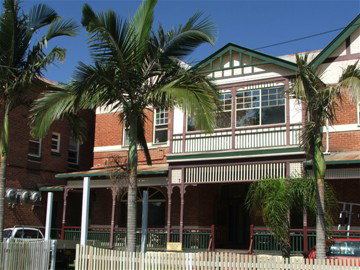 Maclean Hotel - Tourism Hervey Bay 0