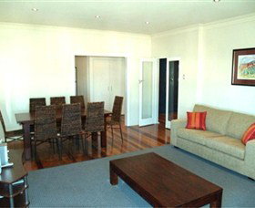 94 Fitzroy Street - Hervey Bay Accommodation 1