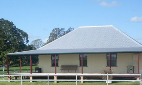 McLennans Lane River Retreat - Tourism Hervey Bay 0