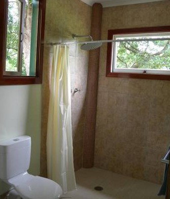 Calurla Chalets And Cottages - Hervey Bay Accommodation 3
