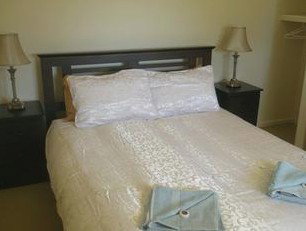 Cosy Cottage - Hervey Bay Accommodation 0