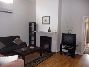 Cottage On Rowe - Hervey Bay Accommodation 2