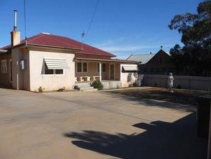 Townhouse Five - Hervey Bay Accommodation 1