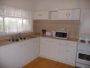 Townhouse Five - Hervey Bay Accommodation 2