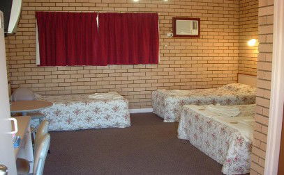 Country Manor Motor Inn - Hervey Bay Accommodation 3