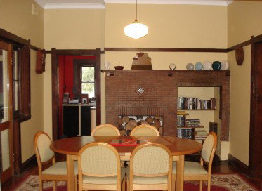 Batlow House - Hervey Bay Accommodation 3