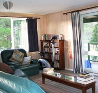 Crookshanks Cottage - Hervey Bay Accommodation