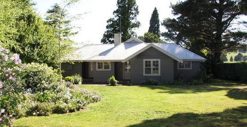 Book Barn Cottage - Hervey Bay Accommodation 5