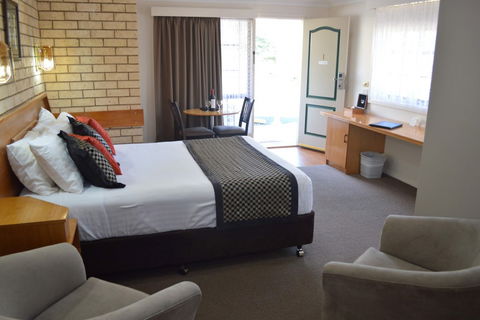 Hilltops Retreat Motor Inn - Tourism Hervey Bay 5