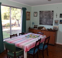 Ramsay Retro Farmstay - Hervey Bay Accommodation