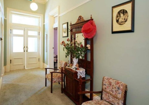 Sweet Briar Bed And Breakfast And Cottages - Hervey Bay Accommodation 4