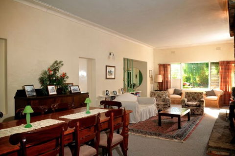 Oakleigh Rural Retreat - Hervey Bay Accommodation 1