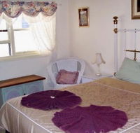 Echuca Holiday Houses - Temoca Cottage - Hervey Bay Accommodation