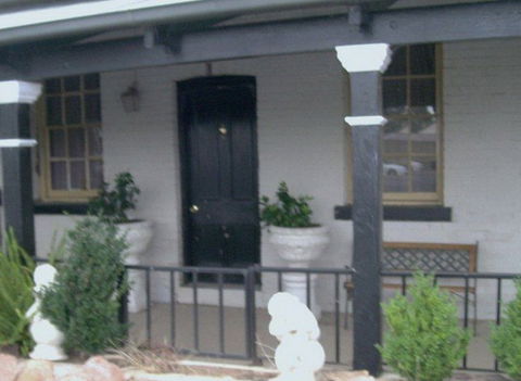 The Old Bridge Inn - Tourism Hervey Bay 0