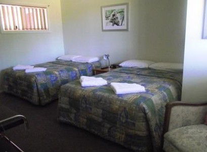 Clansman Motel - Tourism Hervey Bay 2