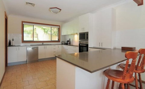 Baileys, Gerringong - Tourism Hervey Bay 0