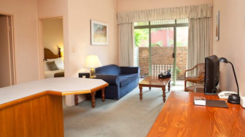 Belmore All-Suite Hotel - Tourism Hervey Bay 2