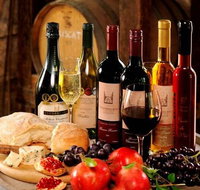 Cedar Creek Vineyard Cottages - Hervey Bay Accommodation
