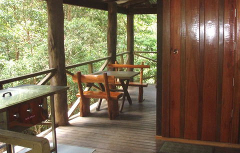 Carawirry Cabins - Hervey Bay Accommodation 0