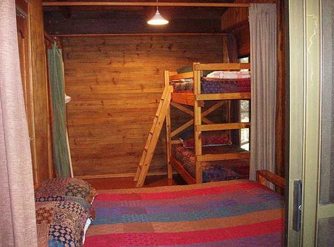 Carawirry Cabins - Hervey Bay Accommodation 1