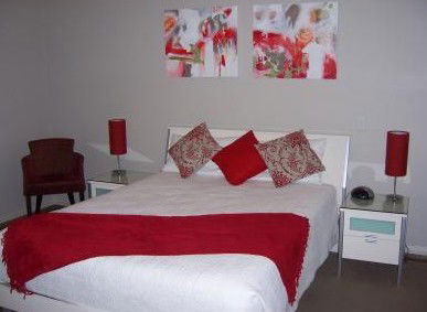 Chaucer Palms Boutique Bed And Breakfast - Hervey Bay Accommodation 3