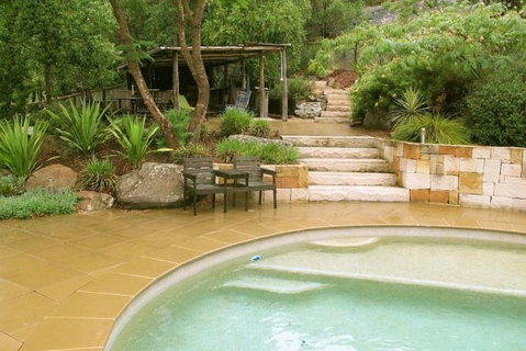 Capers Guesthouse And Cottage - Hervey Bay Accommodation 1