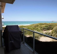 Beachfront Narrabeen
