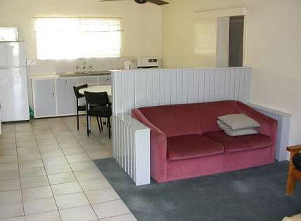 Castlereagh Village Holiday Units - Hervey Bay Accommodation 3