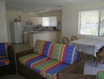 Bucasia Holiday Villa - Hervey Bay Accommodation 4