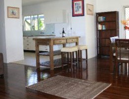 Shoal Cottage - Tourism Hervey Bay 0