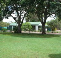 Bungadoo Country Cottage - Hervey Bay Accommodation