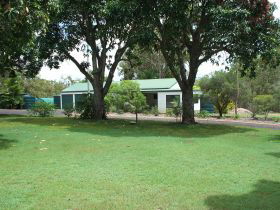Bungadoo Country Cottage - Hervey Bay Accommodation 0