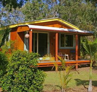 Moore Park Beach Huts - Hervey Bay Accommodation