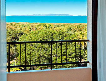 Mercure Capricorn Resort Yeppoon - Tourism Hervey Bay 3