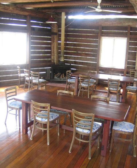 Hidden Valley Cabins - Hervey Bay Accommodation 1