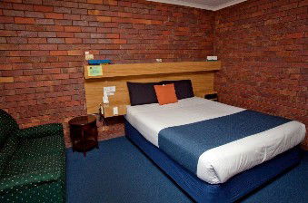 Blue Shades Motel - Hervey Bay Accommodation 2