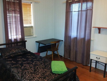 Auckland Street Queenslander - Hervey Bay Accommodation 5