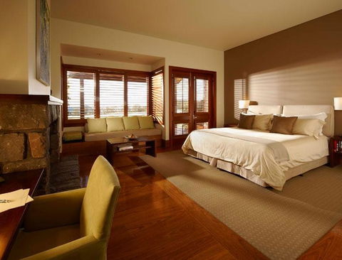 Spicers Peak Lodge - Hervey Bay Accommodation 0