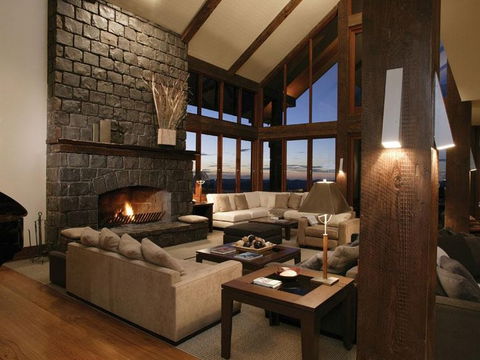 Spicers Peak Lodge - Hervey Bay Accommodation 4