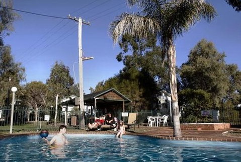 Kahlers Oasis Caravan Park - Hervey Bay Accommodation 1
