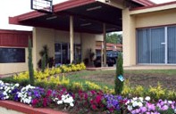 Warwick Motor Inn - Hervey Bay Accommodation 0