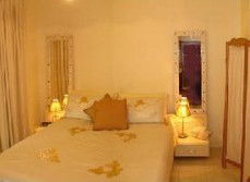 Cream Gables Bed And Breakfast - Hervey Bay Accommodation 1