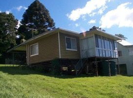 Mountain Escape - Holiday Home - Hervey Bay Accommodation 0