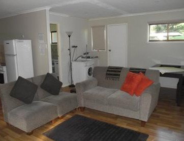 Daydreams - Holiday Home - Hervey Bay Accommodation 3