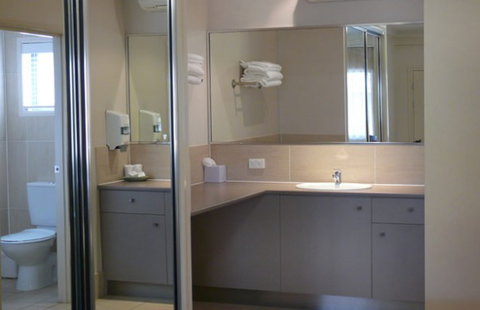 Country Comfort Toowoomba - Hervey Bay Accommodation 3