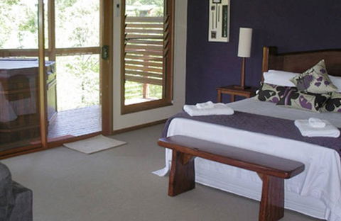 Ravensbourne Escape Tree Tops - Tourism Hervey Bay 3